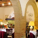 Antico Borgo S Lorenzo Cipresso By Interhome شقة