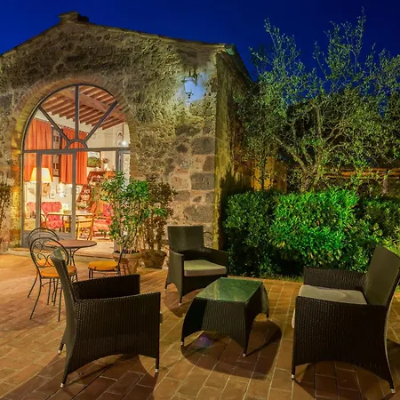 شقة Antico Borgo S Lorenzo Cipresso By Interhome *