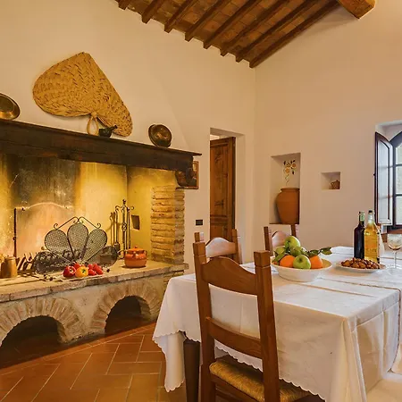 아파트 Antico Borgo S Lorenzo Cipresso By Interhome